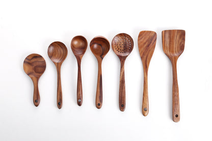 Classic Seven-Piece Wooden Kitchen Utensil Set